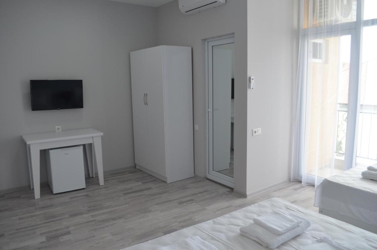 Guest House Madonna コブレチ エクステリア 写真